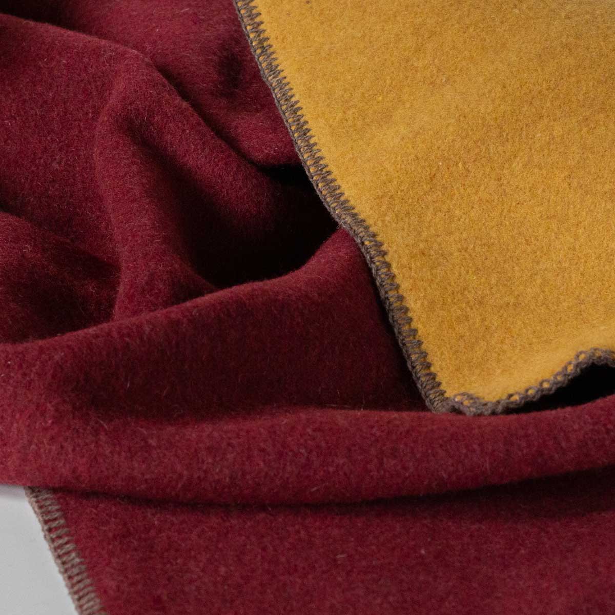Merino wool duvet WINE &amp; HONEY