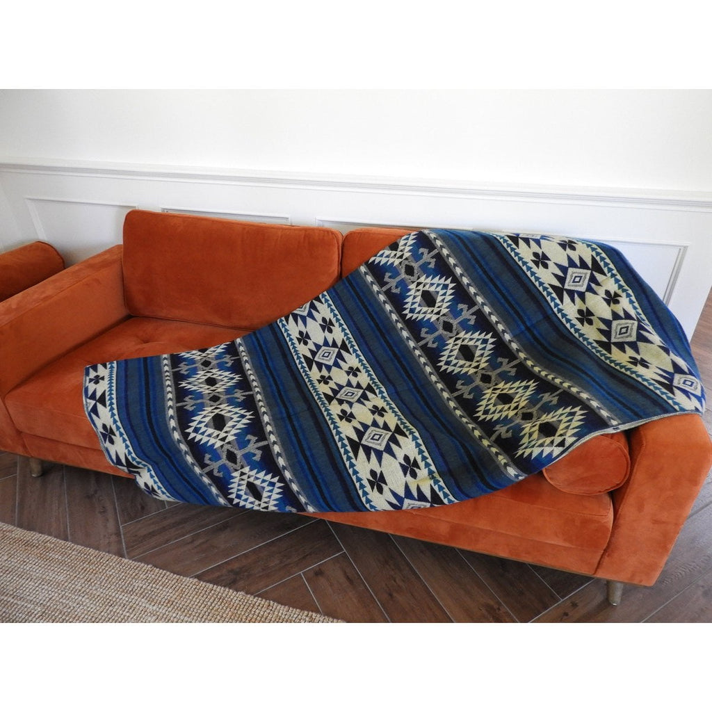 Ecuadorian alpaca blanket | indigenous blanket | Cotopaxi blue