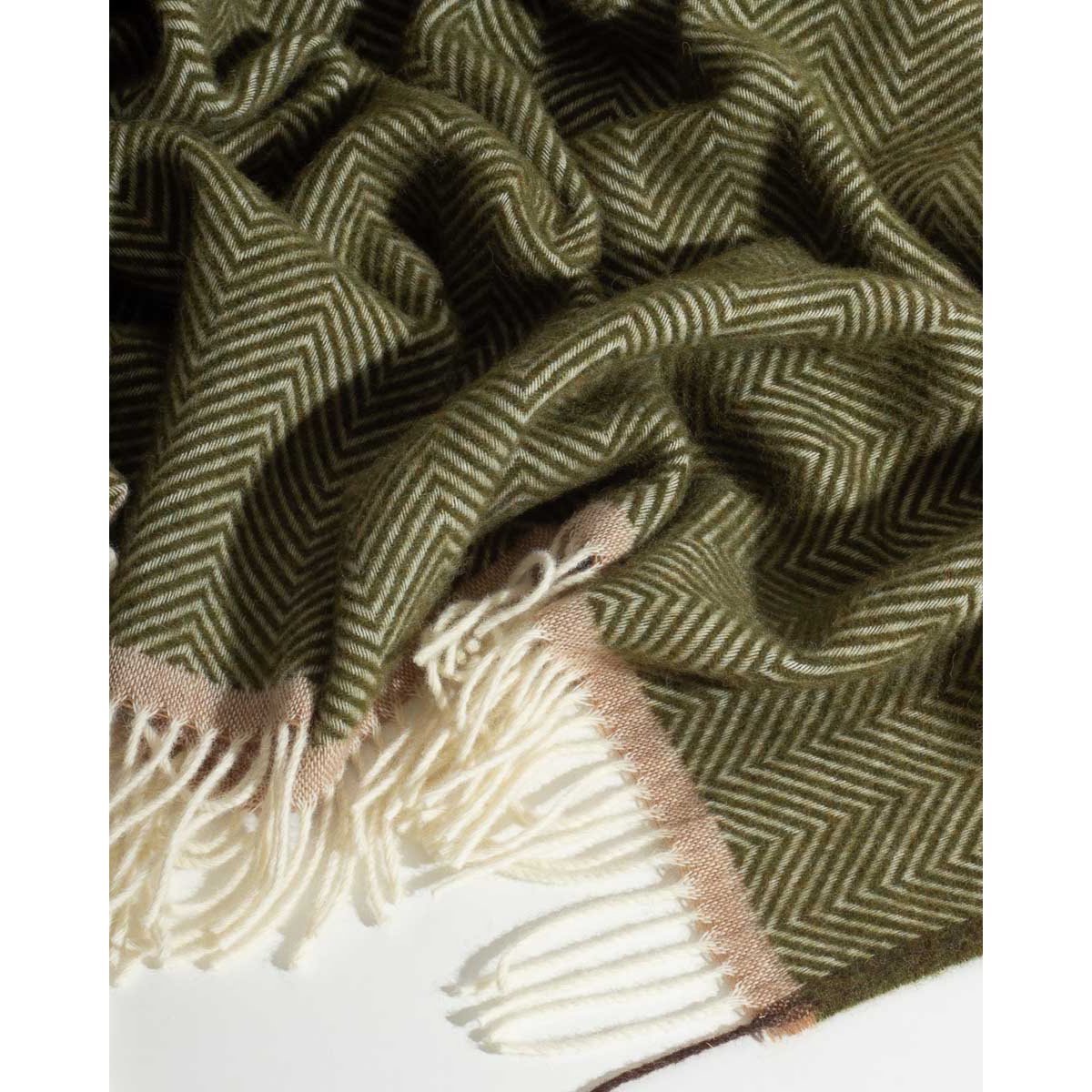 Wool Throwd Denver Olive