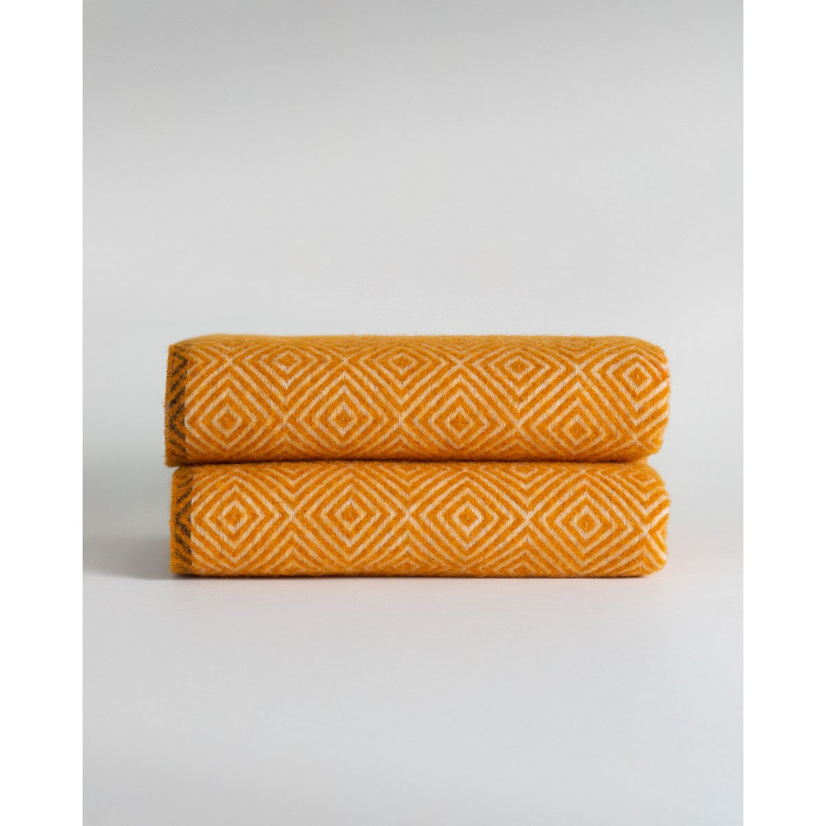 Wool throw blanket venezia yellow