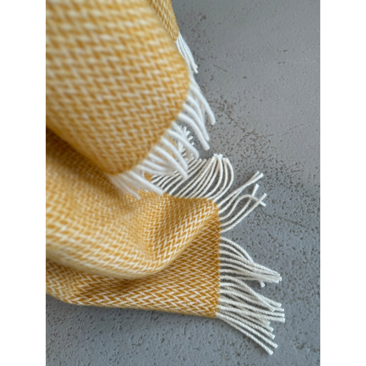 Fanny wollen deken geel, lichtgewicht pure Noorse wol