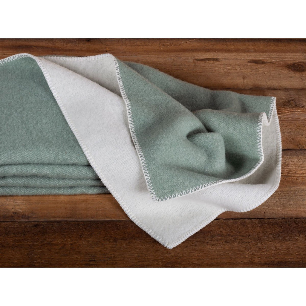 Woolen bed blanket COOL MINT