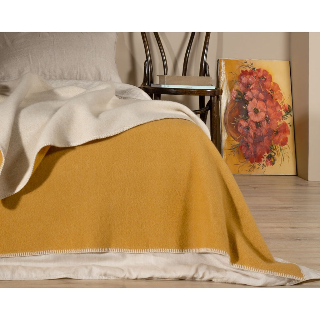 Woolen bed blanket MISTED YELLOW